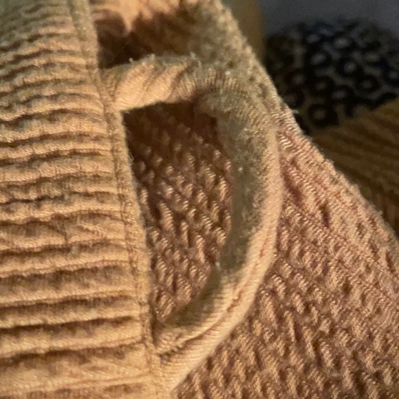 I c by Connie k Size M Gold upscale stylish jacket. Nice condition - Picture 9 of 9